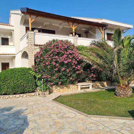 Apartments Ivo Pag Town Luaran gambar