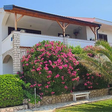Apartments Ivo Pag Town Luaran gambar