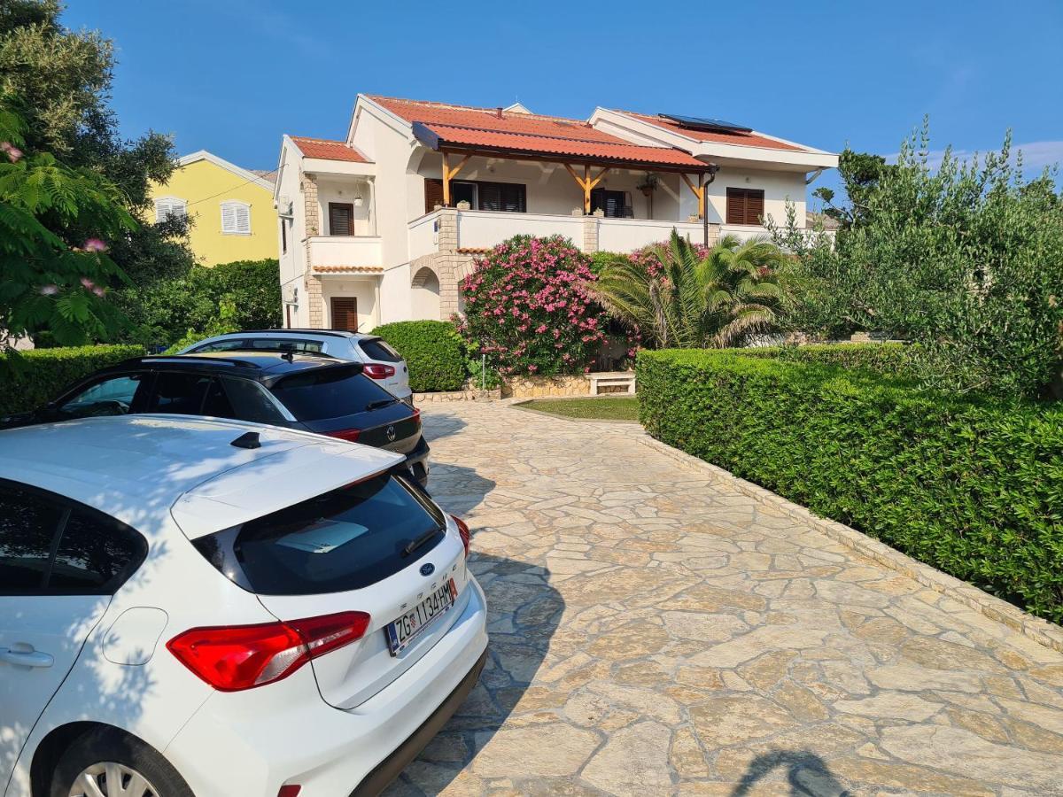 Apartments Ivo Pag Town Luaran gambar