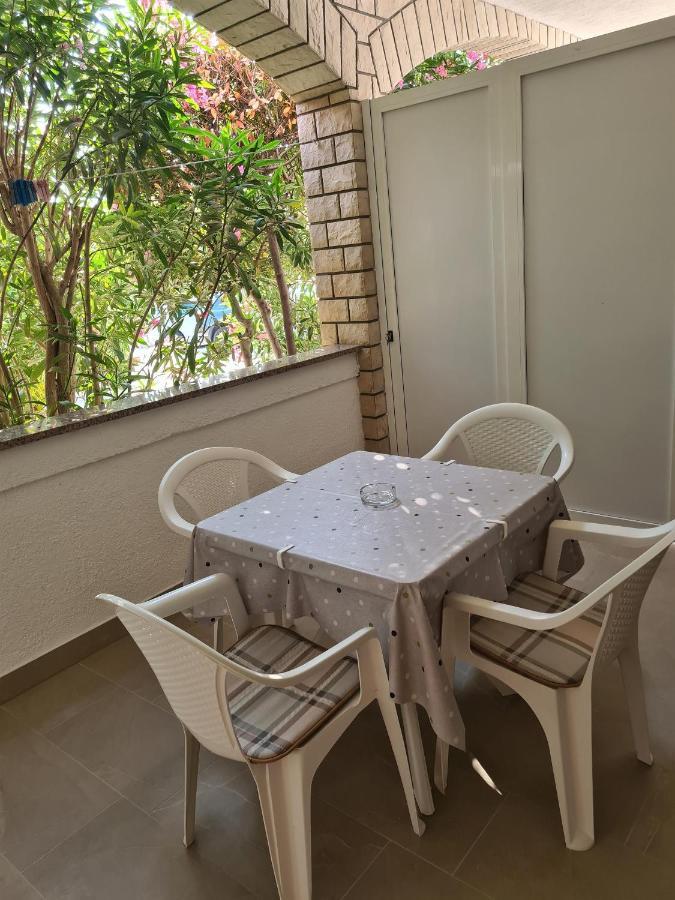 Apartments Ivo Pag Town Luaran gambar