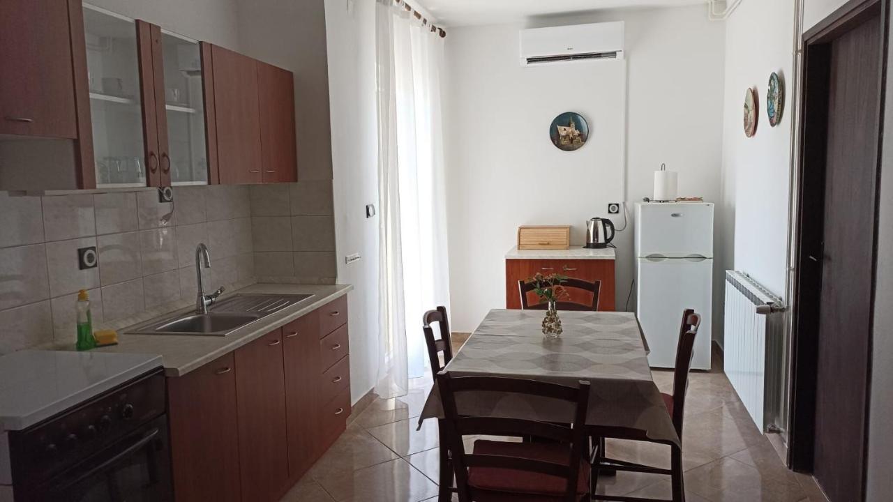 Apartments Ivo Pag Town Luaran gambar